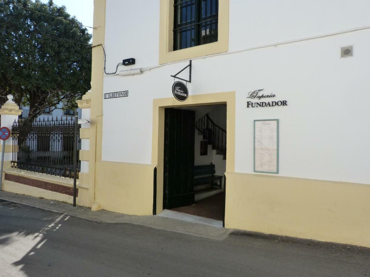 Апартаменты Cream Loft Siente Jerez Parking Incluido Херес-де-ла-Фронтера Экстерьер фото